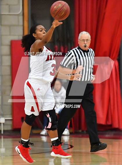 Thumbnail 1 in Esperanza vs. Ayala photogallery.