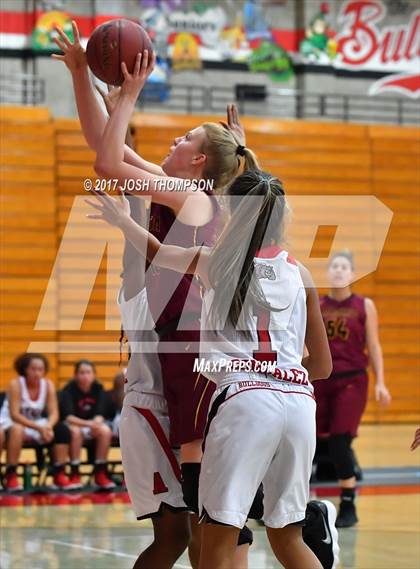 Thumbnail 1 in Esperanza vs. Ayala photogallery.