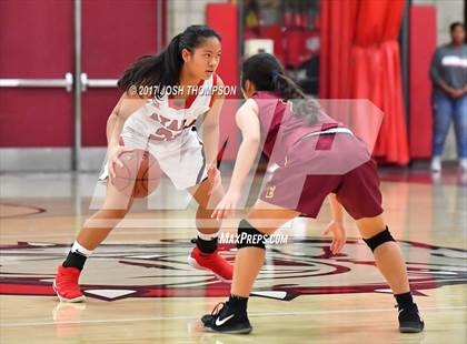 Thumbnail 2 in Esperanza vs. Ayala photogallery.