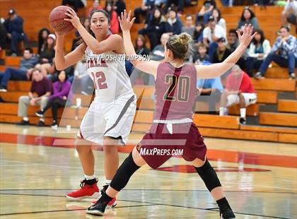 Thumbnail 3 in Esperanza vs. Ayala photogallery.