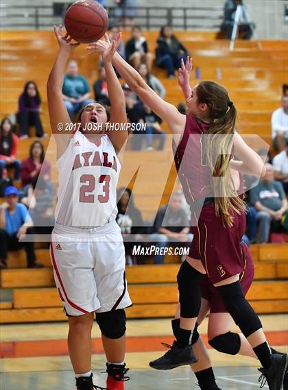 Thumbnail 3 in Esperanza vs. Ayala photogallery.