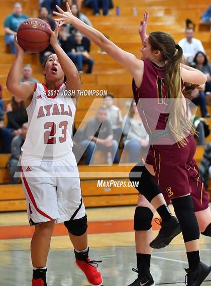 Thumbnail 2 in Esperanza vs. Ayala photogallery.