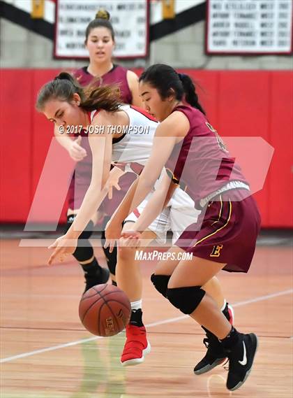 Thumbnail 2 in Esperanza vs. Ayala photogallery.