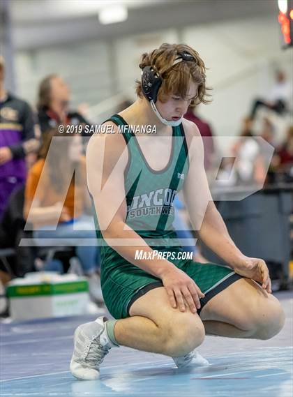 Thumbnail 1 in East vs. Lincoln Southwest (Flatwater Fracas Wrestling Tournament) photogallery.