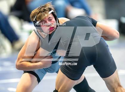 Thumbnail 3 in East vs. Lincoln Southwest (Flatwater Fracas Wrestling Tournament) photogallery.