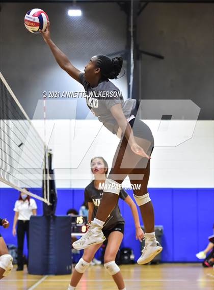 Thumbnail 3 in Tampa Prep vs. Wando (Nike Tournament of Champions) photogallery.
