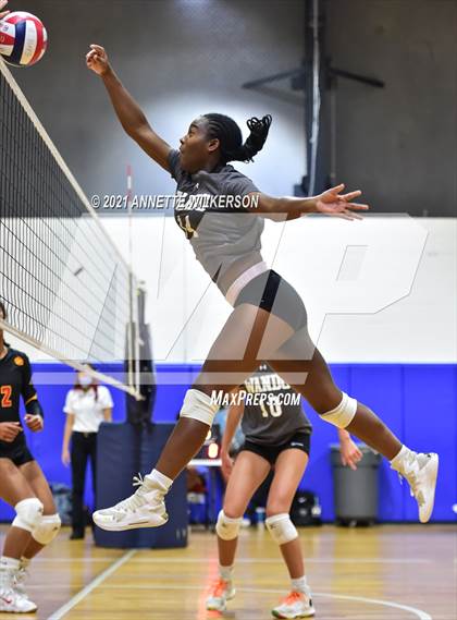 Thumbnail 1 in Tampa Prep vs. Wando (Nike Tournament of Champions) photogallery.