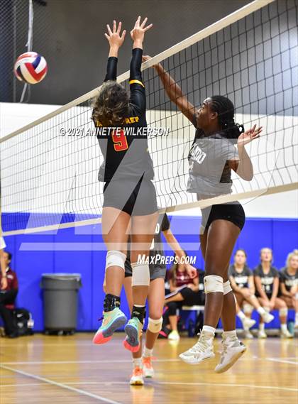 Thumbnail 2 in Tampa Prep vs. Wando (Nike Tournament of Champions) photogallery.