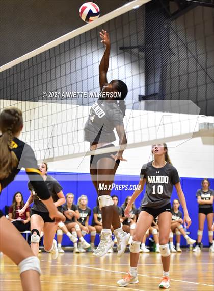 Thumbnail 2 in Tampa Prep vs. Wando (Nike Tournament of Champions) photogallery.
