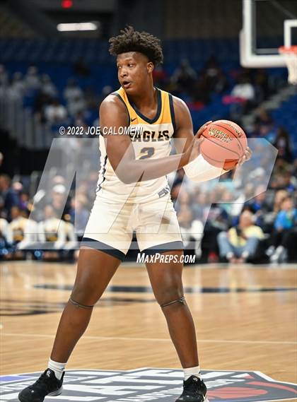 Thumbnail 2 in Silsbee vs Oak Cliff Faith Family Academy (UIL 4A State Semifinal) photogallery.