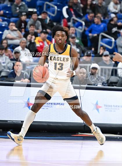 Thumbnail 2 in Silsbee vs Oak Cliff Faith Family Academy (UIL 4A State Semifinal) photogallery.
