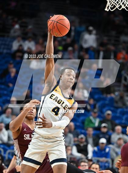 Thumbnail 2 in Silsbee vs Oak Cliff Faith Family Academy (UIL 4A State Semifinal) photogallery.
