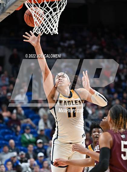 Thumbnail 1 in Silsbee vs Oak Cliff Faith Family Academy (UIL 4A State Semifinal) photogallery.