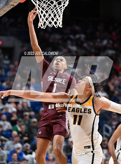 Thumbnail 1 in Silsbee vs Oak Cliff Faith Family Academy (UIL 4A State Semifinal) photogallery.