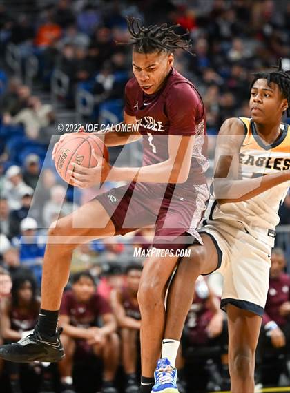 Thumbnail 3 in Silsbee vs Oak Cliff Faith Family Academy (UIL 4A State Semifinal) photogallery.