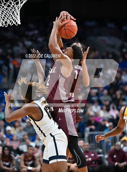 Thumbnail 3 in Silsbee vs Oak Cliff Faith Family Academy (UIL 4A State Semifinal) photogallery.