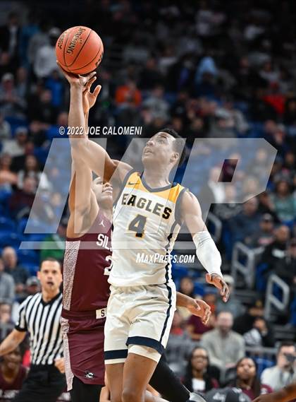 Thumbnail 2 in Silsbee vs Oak Cliff Faith Family Academy (UIL 4A State Semifinal) photogallery.
