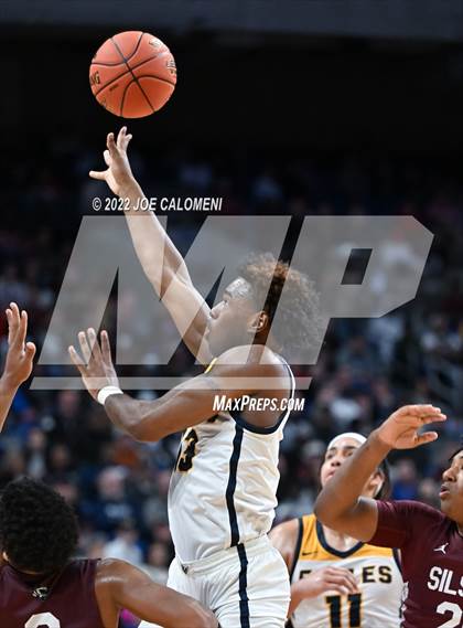 Thumbnail 1 in Silsbee vs Oak Cliff Faith Family Academy (UIL 4A State Semifinal) photogallery.