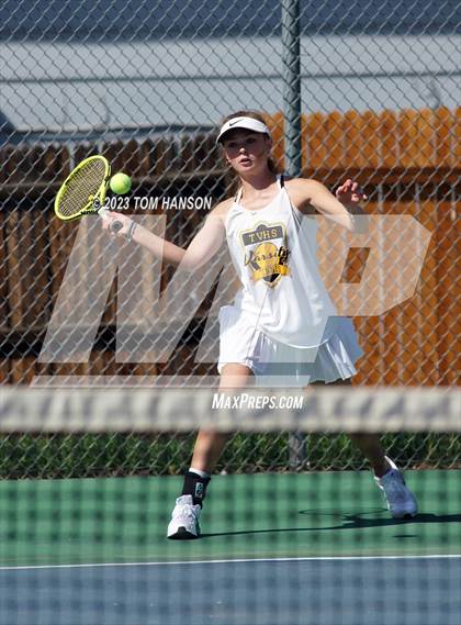 Thumbnail 3 in Longmont vs Thompson Valley (CHSAA 4A Team Dual Round 1) photogallery.