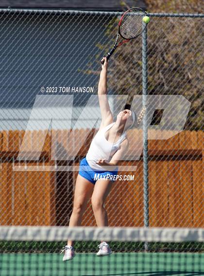 Thumbnail 3 in Longmont vs Thompson Valley (CHSAA 4A Team Dual Round 1) photogallery.