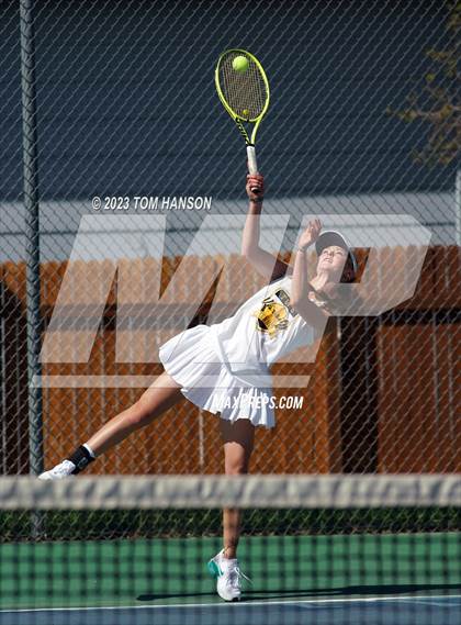 Thumbnail 2 in Longmont vs Thompson Valley (CHSAA 4A Team Dual Round 1) photogallery.