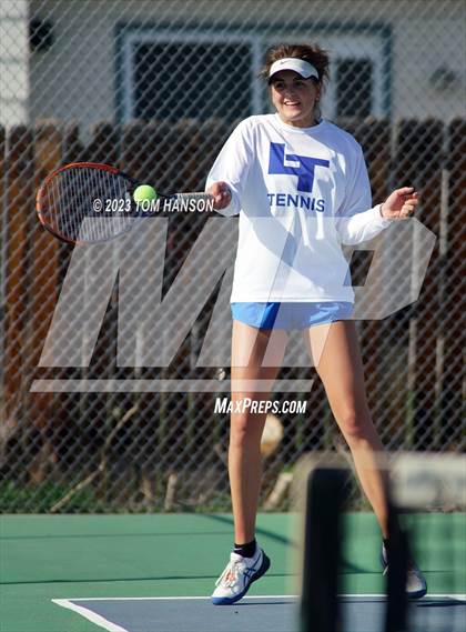 Thumbnail 2 in Longmont vs Thompson Valley (CHSAA 4A Team Dual Round 1) photogallery.