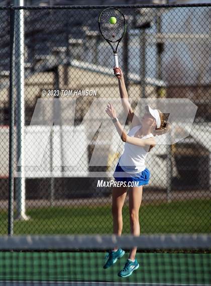 Thumbnail 3 in Longmont vs Thompson Valley (CHSAA 4A Team Dual Round 1) photogallery.