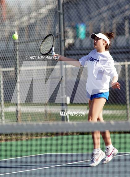 Thumbnail 3 in Longmont vs Thompson Valley (CHSAA 4A Team Dual Round 1) photogallery.