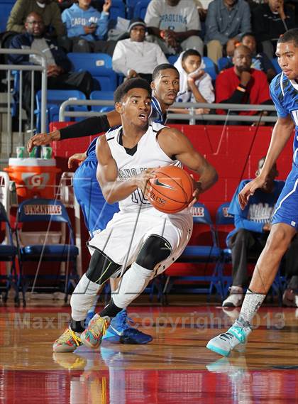 Thumbnail 3 in Plano West vs. Hamilton (Thanksgiving Hoopfest) photogallery.