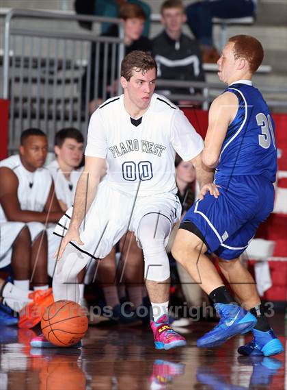 Thumbnail 2 in Plano West vs. Hamilton (Thanksgiving Hoopfest) photogallery.