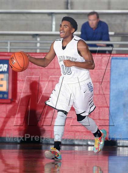 Thumbnail 2 in Plano West vs. Hamilton (Thanksgiving Hoopfest) photogallery.