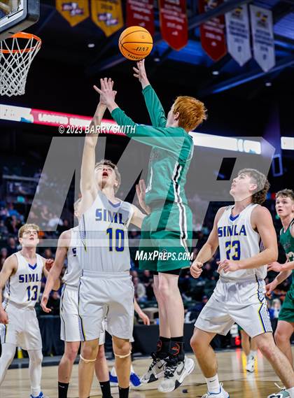 Thumbnail 2 in Sanford vs. Simla (CHSAA 2A Great ) photogallery.