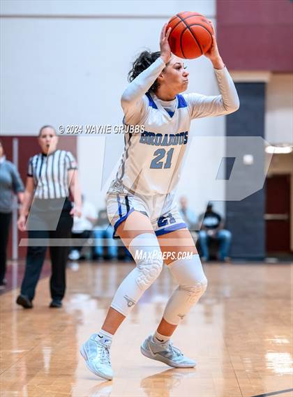 Thumbnail 3 in Rains vs. Broaddus (Tenaha Holiday Hoops) photogallery.