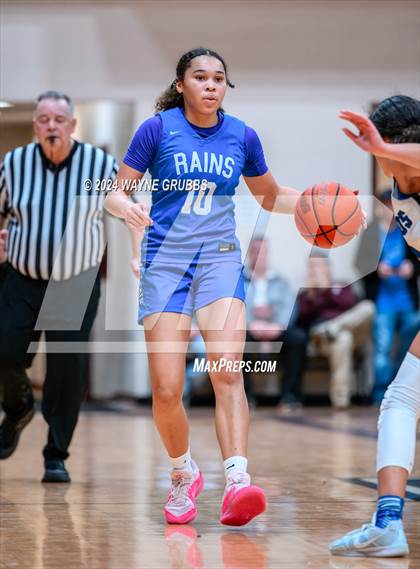 Thumbnail 3 in Rains vs. Broaddus (Tenaha Holiday Hoops) photogallery.