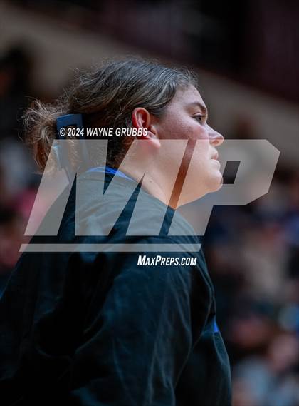 Thumbnail 3 in Rains vs. Broaddus (Tenaha Holiday Hoops) photogallery.