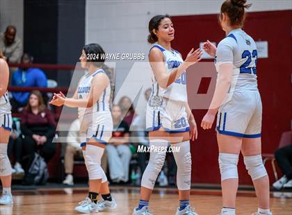 Thumbnail 2 in Rains vs. Broaddus (Tenaha Holiday Hoops) photogallery.