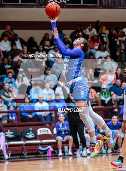 Thumbnail 2 in Rains vs. Broaddus (Tenaha Holiday Hoops) photogallery.