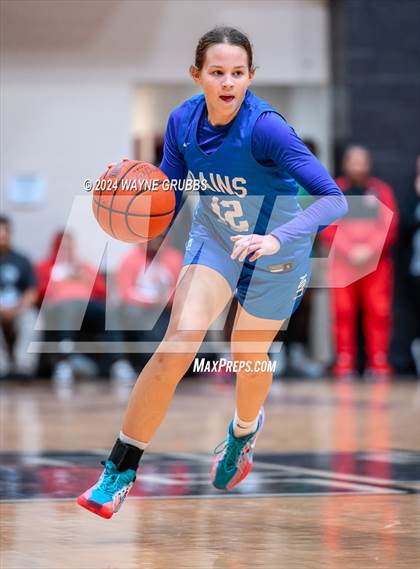 Thumbnail 3 in Rains vs. Broaddus (Tenaha Holiday Hoops) photogallery.