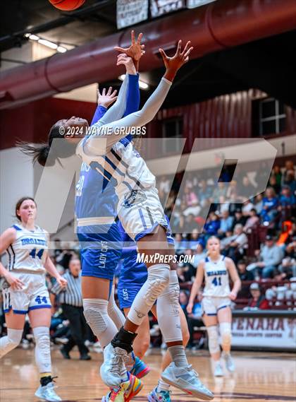 Thumbnail 2 in Rains vs. Broaddus (Tenaha Holiday Hoops) photogallery.
