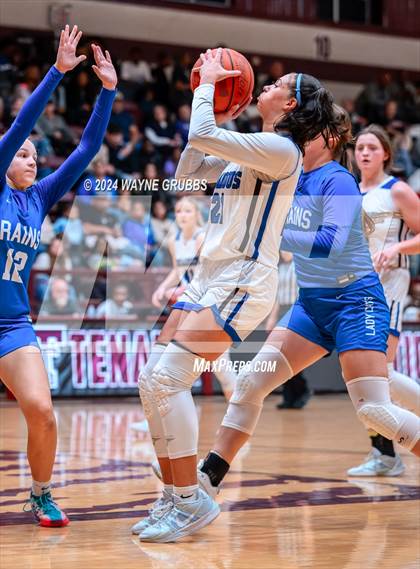 Thumbnail 2 in Rains vs. Broaddus (Tenaha Holiday Hoops) photogallery.