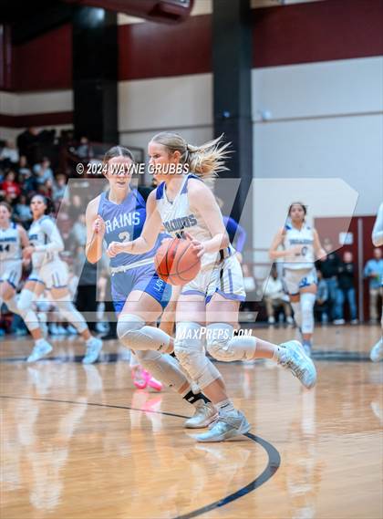 Thumbnail 3 in Rains vs. Broaddus (Tenaha Holiday Hoops) photogallery.