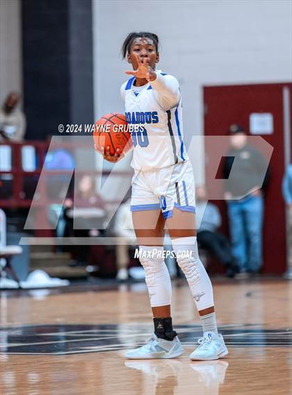 Thumbnail 1 in Rains vs. Broaddus (Tenaha Holiday Hoops) photogallery.