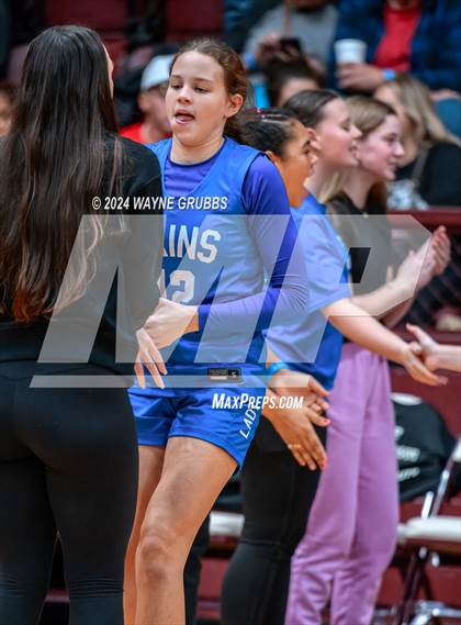 Thumbnail 1 in Rains vs. Broaddus (Tenaha Holiday Hoops) photogallery.