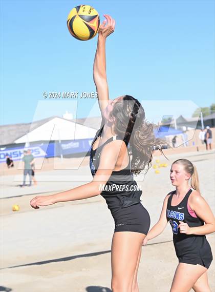 Thumbnail 2 in Fountain Hills vs. Rancho Solano Prep (AIA DII Pairs Round 1 Playoff) photogallery.