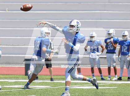 Thumbnail 3 in La Jolla Country Day vs. Mountain Empire (SDFNL Kickoff Classic) photogallery.