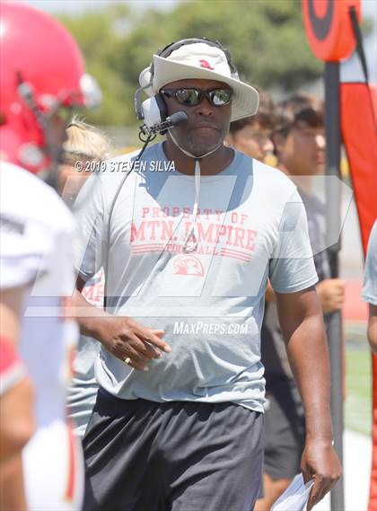 Thumbnail 1 in La Jolla Country Day vs. Mountain Empire (SDFNL Kickoff Classic) photogallery.