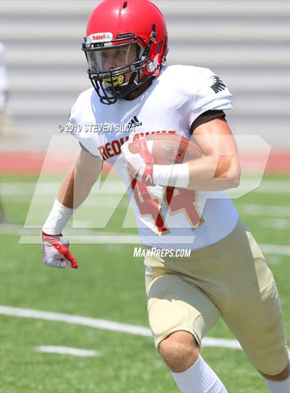Thumbnail 2 in La Jolla Country Day vs. Mountain Empire (SDFNL Kickoff Classic) photogallery.