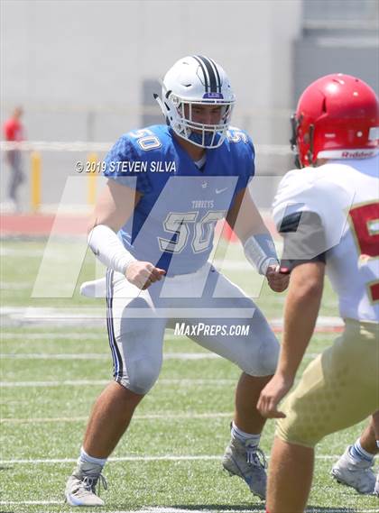 Thumbnail 1 in La Jolla Country Day vs. Mountain Empire (SDFNL Kickoff Classic) photogallery.