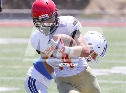 Thumbnail 2 in La Jolla Country Day vs. Mountain Empire (SDFNL Kickoff Classic) photogallery.