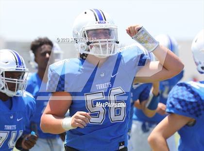 Thumbnail 1 in La Jolla Country Day vs. Mountain Empire (SDFNL Kickoff Classic) photogallery.